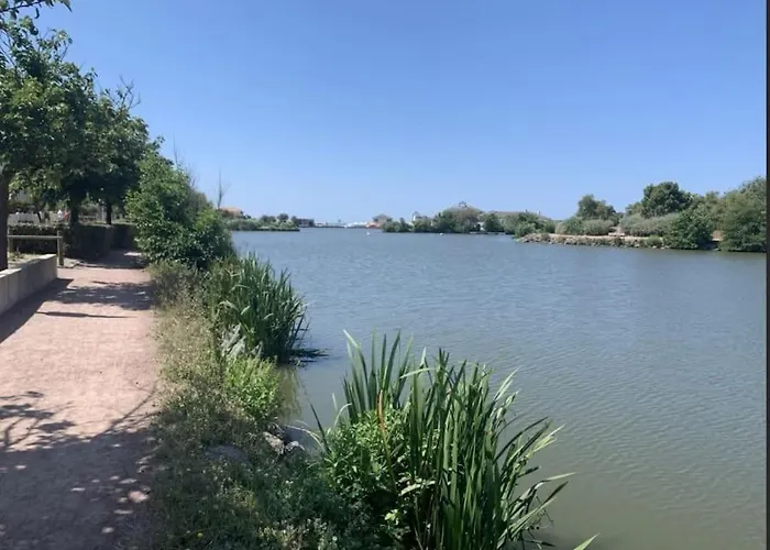 La Goelette Jolie Maison De Pecheur A 2 Pas De La Grande Konukevi Les Sables-dʼOlonne