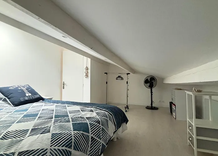 Maison d'hôtes La Goelette Jolie Maison De Pecheur A 2 Pas De La Grande